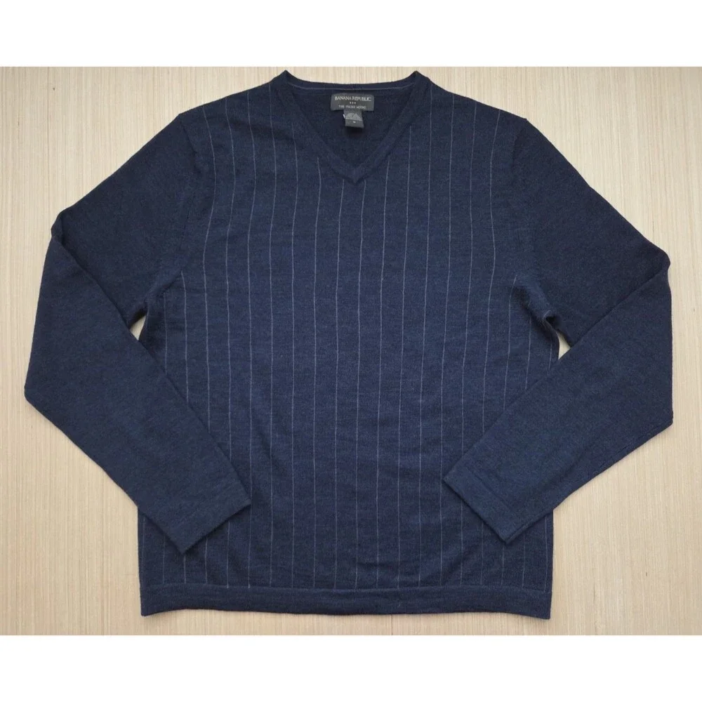 Banana Republic Men's M Sweater Navy Blue Pullover 100% Fine Italian Merino Wool